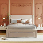 Letto a piattaforma imbottito in velluto beige con testiera a giorno e cassetto sulla pediera, una piazza e mezza
